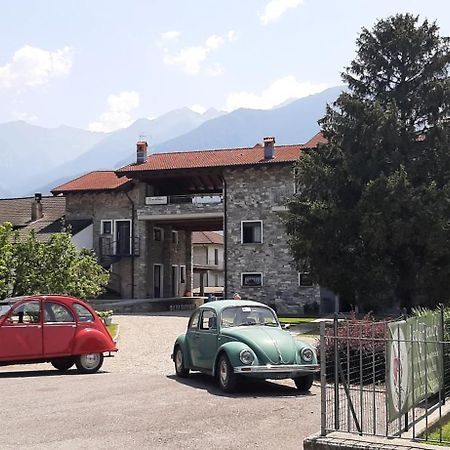 Casa Vacanze Zia Vivina B N Sorico Exteriér fotografie